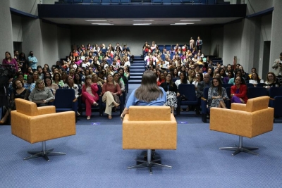 Semin&aacute;rio Tecendo a Rede discute combate &agrave; viol&ecirc;ncia contra a mulher