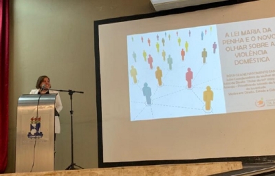 Viol&ecirc;ncia Dom&eacute;stica &eacute; tema de palestra da Coordenadora da Mulher na UFS