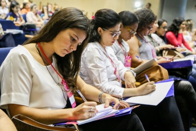Semana da Paz em Casa: semin&aacute;rio debate o enfrentamento &agrave; Viol&ecirc;ncia contra Mulher&nbsp; &nbsp;