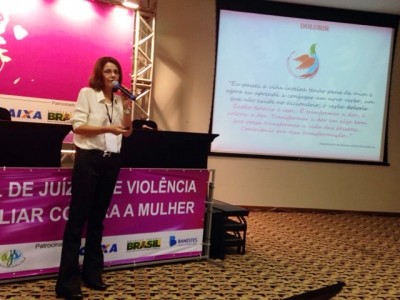 Coordenadora da Mulher do TJSE apresenta Projeto Educa&ccedil;&atilde;o e L&uacute;dico no V FONAVID